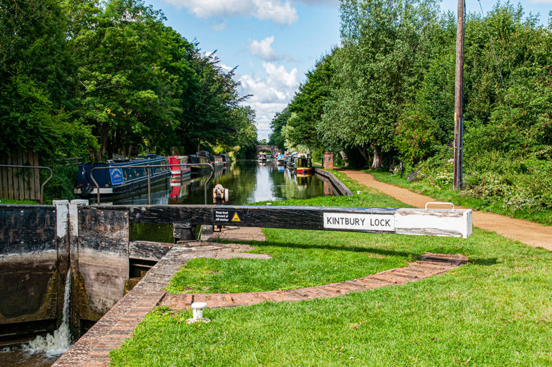 editorial_images/page_images/featured_images/gallery/favourite_mooring/FM-KandA-Kintbury-Lock-Jim-Hellier.jpg